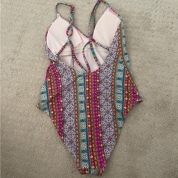 Target swimsuit - Picture 2 of 3